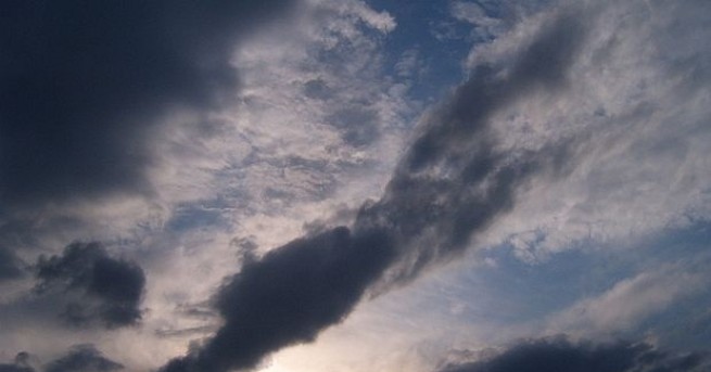 Със слънце започна съботния ден Времето ще се задържи топло