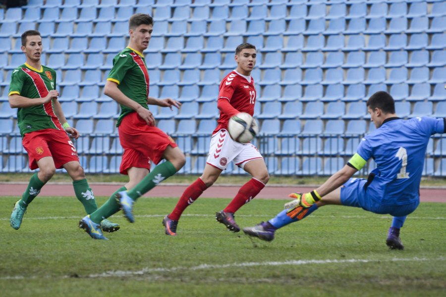 България U 19 Дания U 191