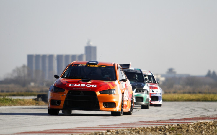 Маршавелов с полпозишън на писта „Дракон“