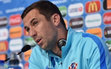 Бившият хърватски национал Дарио Сърна бе назначен за старши треньор