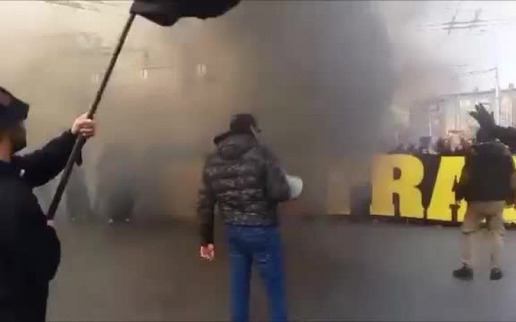 Шествието на феновете на Ботев Пловдив