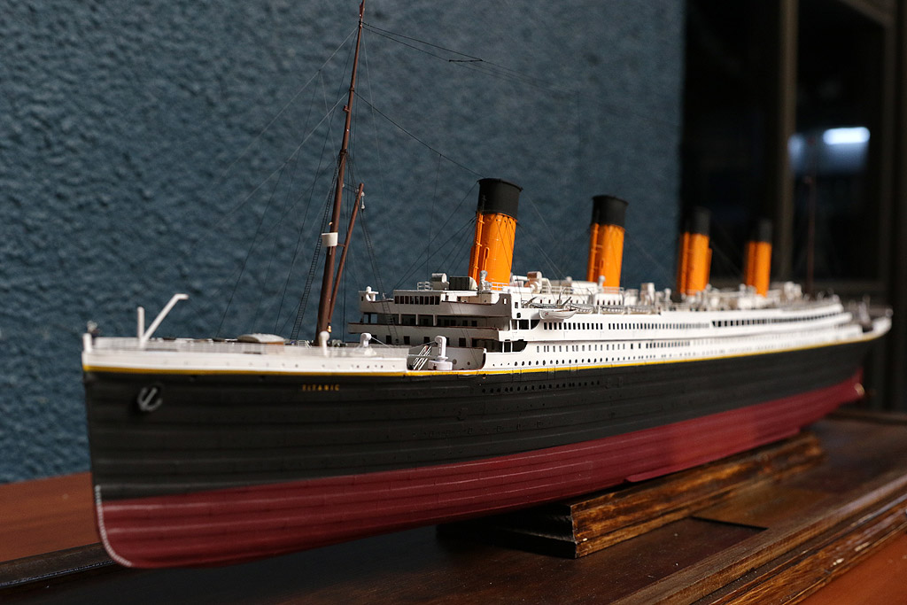Макети на "Титаник" и други легендарни през годините кораби можете да видите на изложбата по повод 70-годишния юбилей на Българската федерация по корабомоделен спорт (1946 – 2016) в Националния музей „Земята и хората”