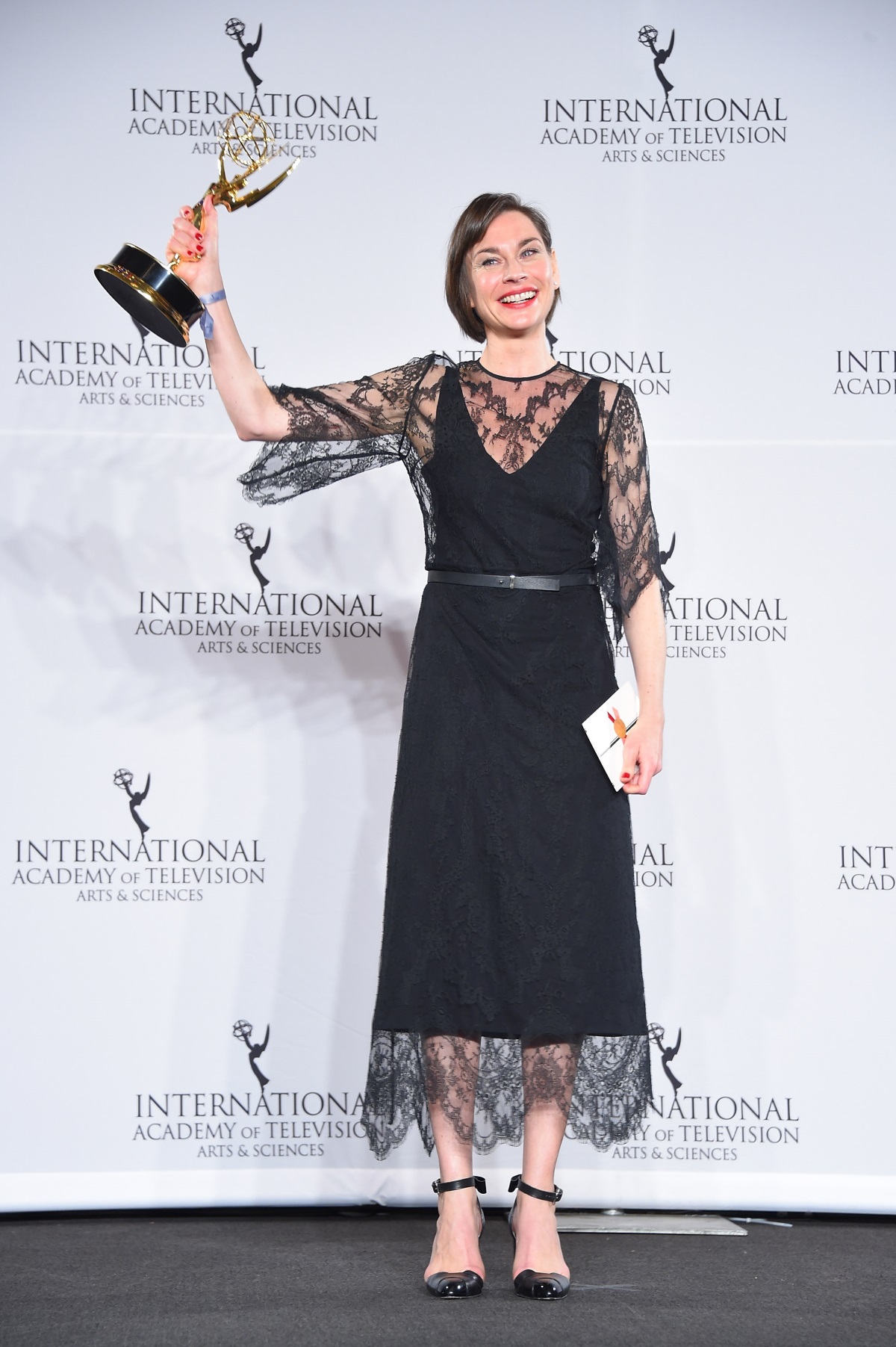 Германката Кристиане Паул получи наградата за най-добра актриса за изпълнението си в "Под радара"