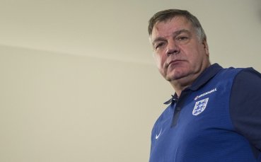 Сам Алърдайс плаща 2 милиона на Кристъл Палас, ако се завърне на работа