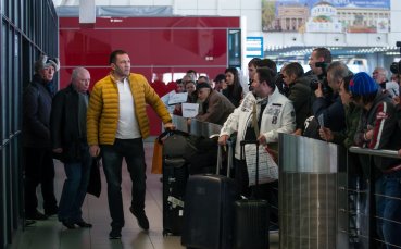 Кубрат вече в София: Посрещате ме като световен шампион