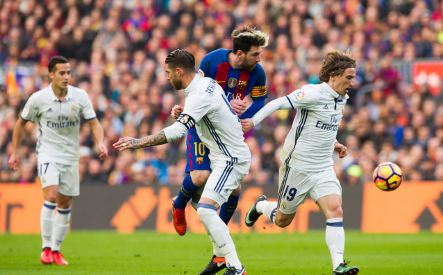 Реал Мадрид посреща Барселона на Сантиаго Бернабеу в битката на