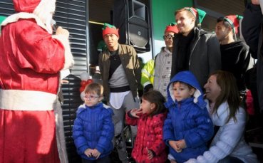 В неделя деца и шампиони украсяват коледната елха на Лудогорец