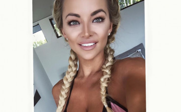 Facebook.com/Lindsey Pelas