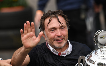 Съюзник на Рон Денис се измете от Макларън