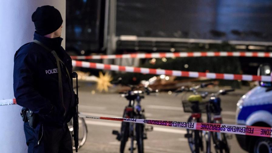 Камионът убиец от Берлин се врязъл в тълпата целенасочено