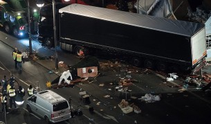 Меркел: Това беше терористичен акт