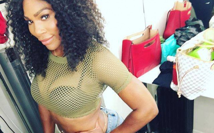 Прелестите, с които Серина съблазни годеника си