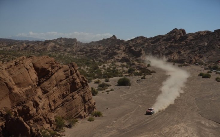 Петерханзел излезе начело в Дакар