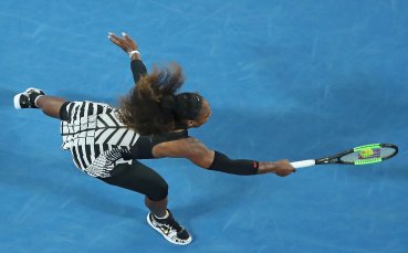 Серина Уилямс продължи към третия кръг в Мелбърн