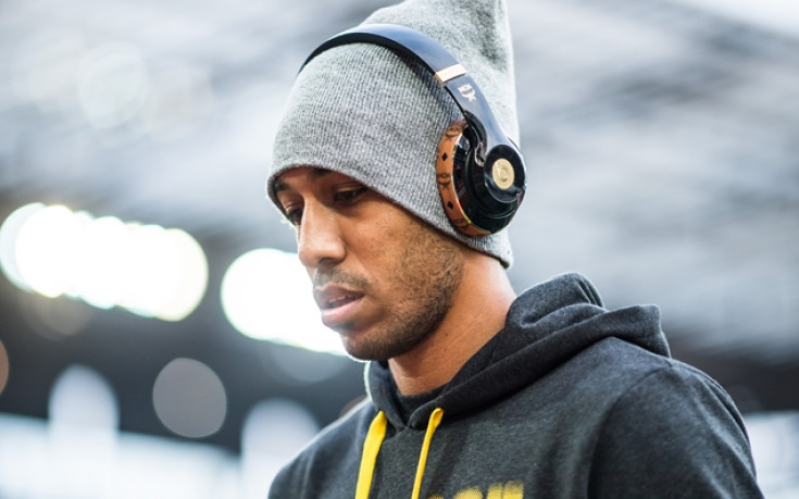 Манчестър Сити се насочва към Обамеянг, ако продаде Агуеро