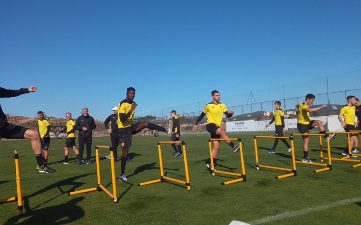 Директор в Ботев: Чакаме Вутов до дни