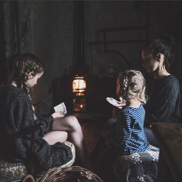 3. Съхрани детството и мечтите на момичетата си за възможно най-дълго време. Малкият розов свят, в който живеем, ни измъква от сивото всекидневие и прави светът около нас по-приветлив.