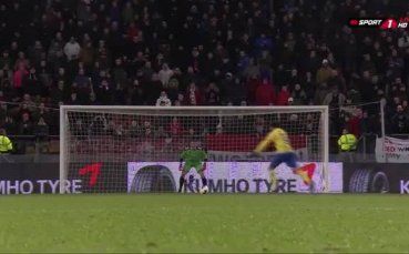 Вижте всичките 18 дузпи между Утрехт и Камбур