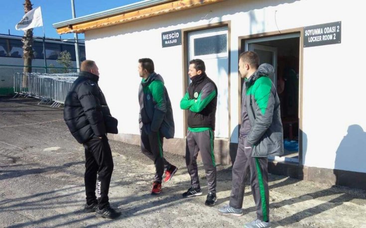 Нефтохимик надви украинци