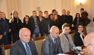 ГЕРБ се регистрира, в БСП се готвят за конгрес