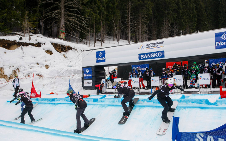 Жекова на крачка от медал, остана четвърта