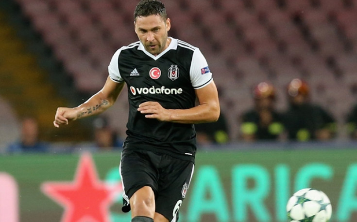 Послание, което засрами Робин ван Перси