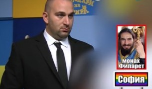 Водещият Боби Ваклинов от предаването "Господари на ефира"