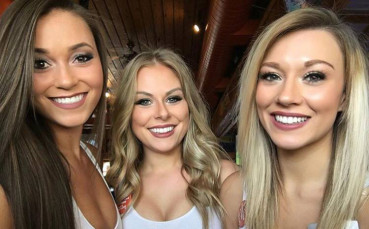 facebook.com/hooters/