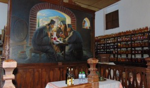 Тонове нелегална ракия в Бачковския и Троянския манастири