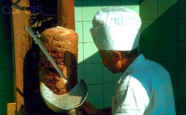 Бивш немски национал стана... дюнерджия