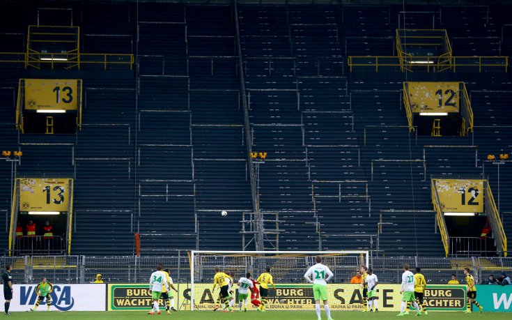 Борусия Дортмунд планира да пуска по 15 000 зрители при домакинствата си