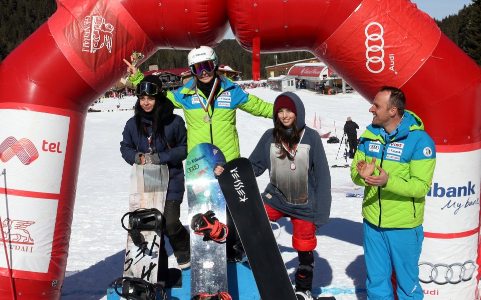 Жекова с поредна национална титла в сноубордкроса