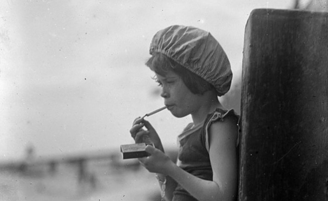 Когато хората не знаеха, че цигарите са вредни и децата пушеха наравно с възрастните