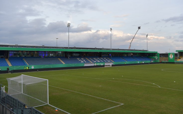 Трактор спаси автобуса на Борусия преди четвъртфинала за Купата