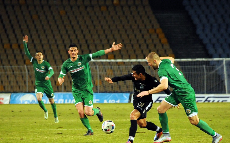 Нефтохимик открадна точка от Лудогорец