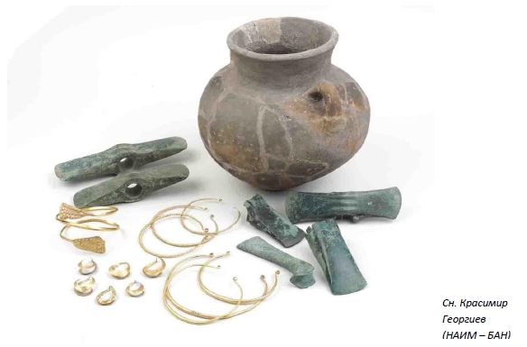Уникално българско злато в момента е изложено във виенския Музей за история на изкуството.„Първото злато. Ада тепе: най-древният златодобивен рудник в Европа" включва 333 находки, между които златни накити и съдове, бронзови сечива и оръжия, слитъци от бронз, калъпи за изливане на бронзовите предмети, малък брой сребърни накити.
