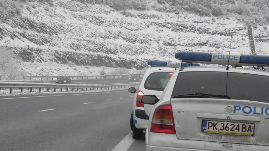 <p>Банско: Хванаха дрогиран шофьор на автобус с деца</p>