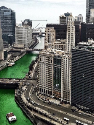 Реката в Чикаго