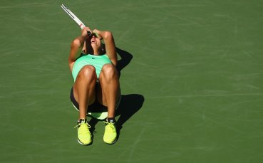 Веснина триумфира в Индиън Уелс