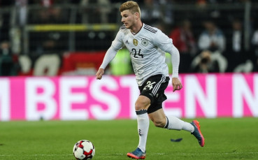 Скандално: Полицаи псуват звезда на РБ Лайпциг