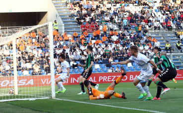 Лацио още мечтае за ШЛ с мъчен успех навън