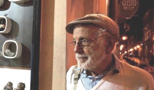 Лиза Боева роди дете на 83-годишния Ицко Финци