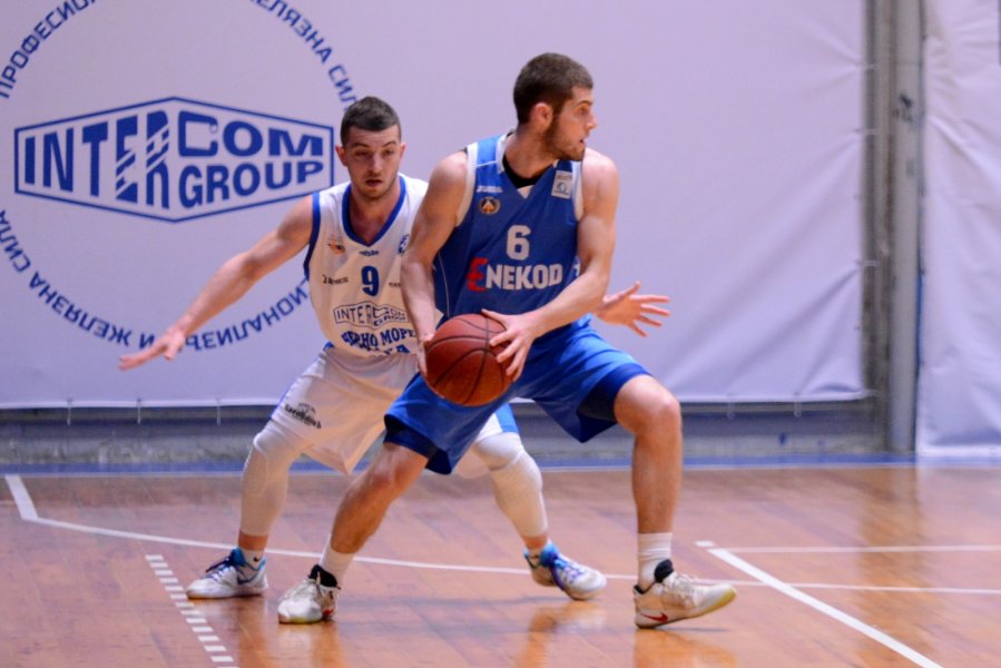 Черно море Левски баскетбол1