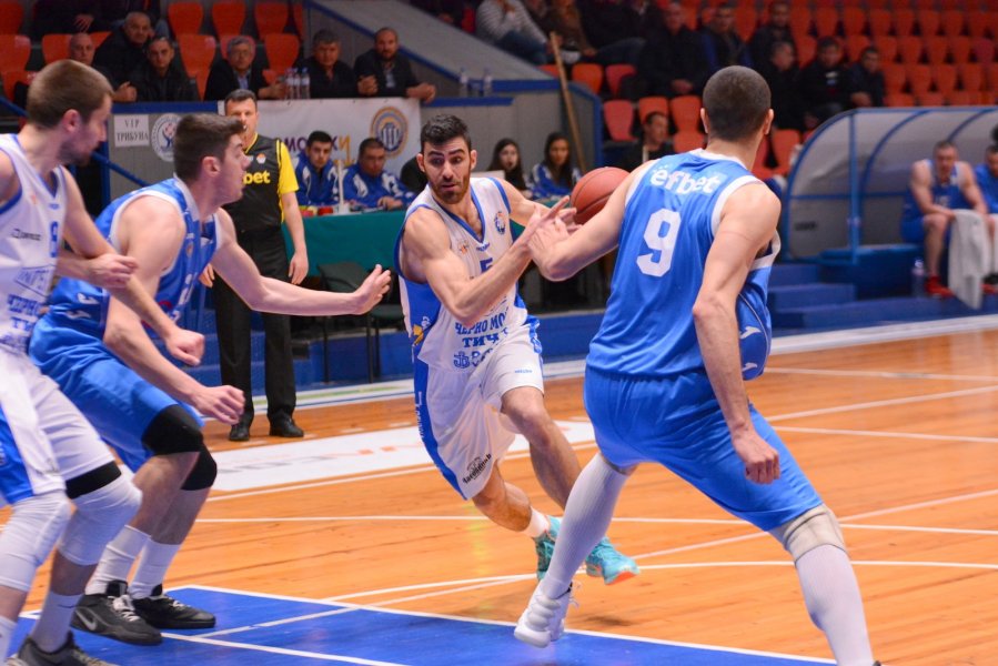 Черно море Левски баскетбол1