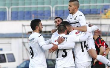 Славия получи поздравления от столичните си съперници