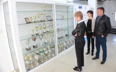 Дашева с оглед на стадион 