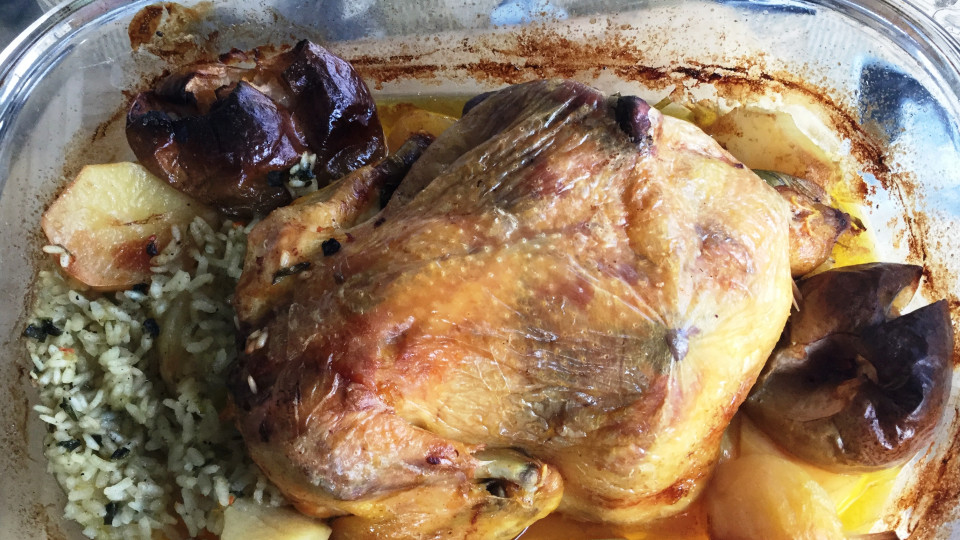 Великденските рецепти на Катето Евро: пълнено пиле