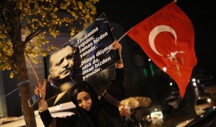 Еврокомисар: Турция се отказва от ЕС, Ердоган: Не сме ви портиер