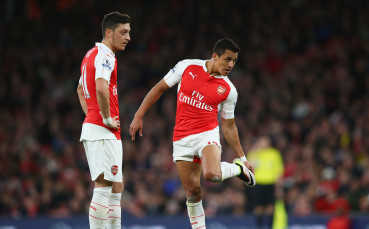 Доказателство, че Йозил и Санчес се махат от Арсенал