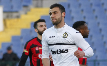 Славия надви юношеските национали